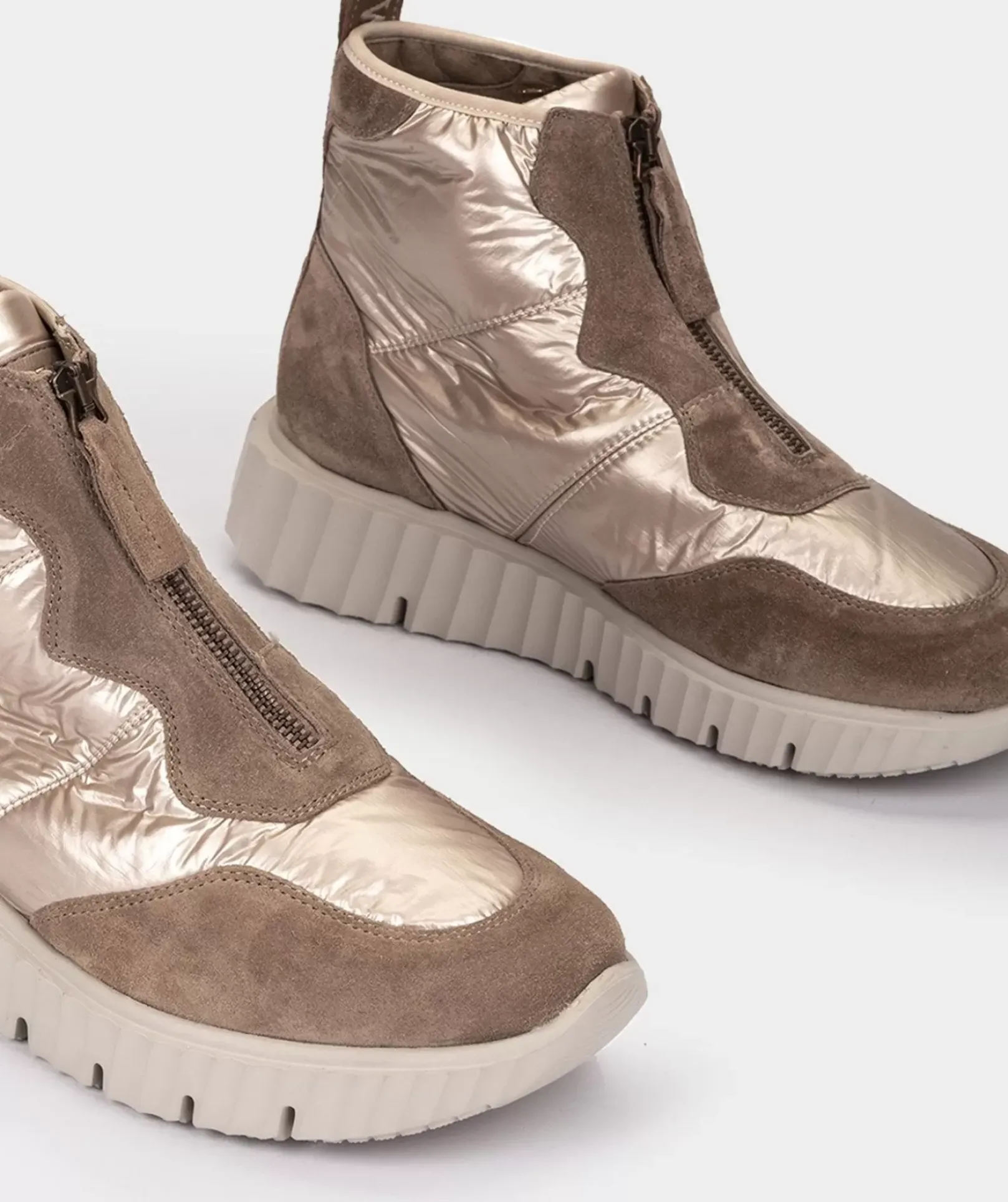 Chaussure Pedro Miralles Chaussures De Sport En Daim Et Tissu Marron Tesla Champagne