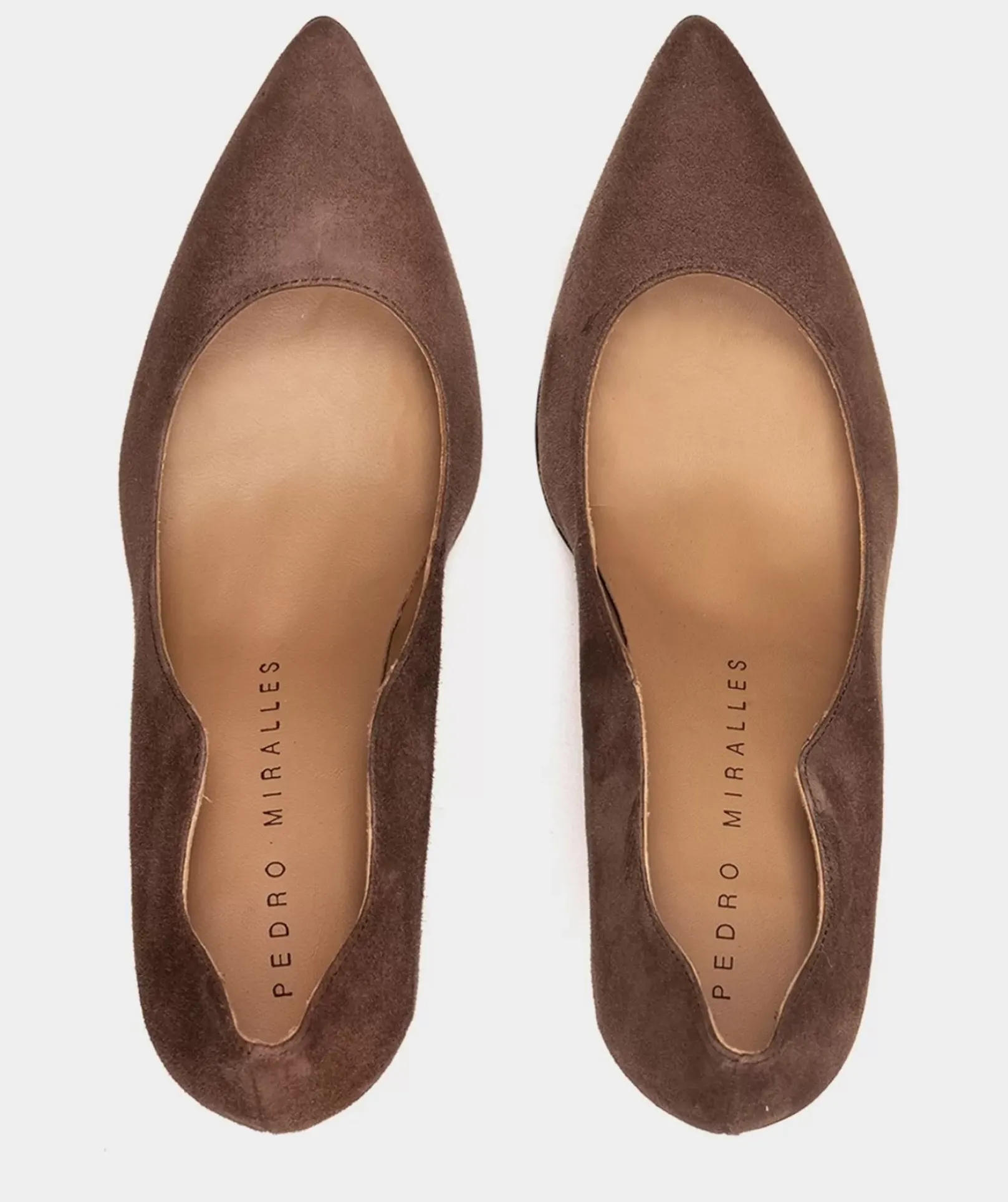 Chaussure Pedro Miralles Chaussures En Daim De Couleur Nude Avec Un Bout Pointu Et Des Talons Fins Amalfi Acero