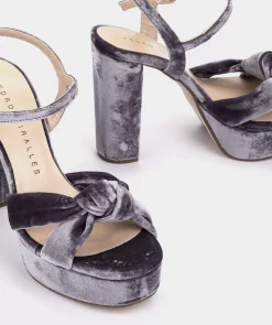 Chaussure Pedro Miralles Sandales A Talons En Velours Velvet Musgo