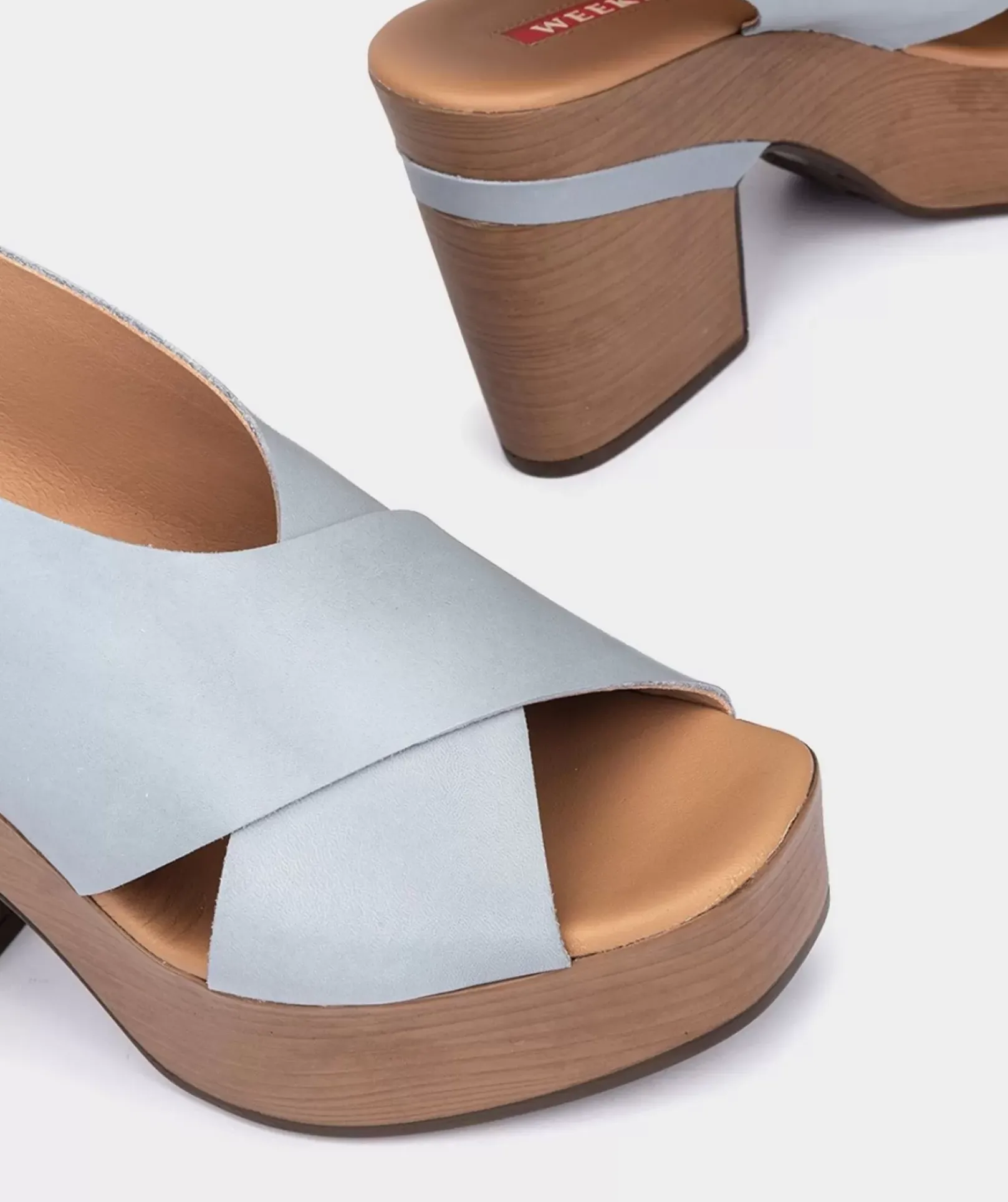 Chaussure Pedro Miralles Talons Compenses En Cuir Vitello Sky